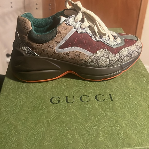 GG Rhyton Canvas Fashion Sneakers - Picture 2 of 11